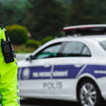 <p>Yol polisi həftəsonu səfərə hazırlaşan sürücülərə müraciət edib&nbsp;</p>