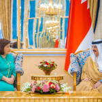 <p><b>Sahibə Qafarova Bəhreyn Kralı ilə görüşüb&nbsp;</b></p>