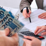 <p><b>Azərbaycan iqtisadiyyatına kredit qoyuluşu 9 % artıb&nbsp;</b></p>