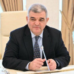 <p><b>Gürcüstanda azərbaycanlıların vətəndaş cəmiyyətlərində, siyasətdə aktivliyi artırılsın - <font color="#ff0000">FAZİL MUSTAFA</font></b></p>