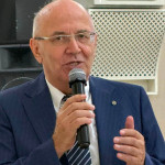 <p><b>Simran Həsənovun 70 yaşı tamam olur</b></p>