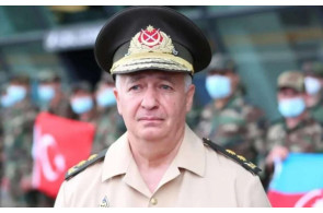 <p><b>Yüksək postunu itirən general Mirzəyev kimlərlə qudadır? -<font color="#ff0000"> FAKTLAR  </font></b></p>