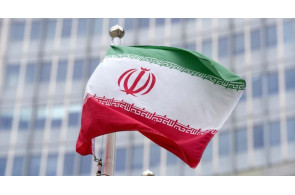 <p><b>İran XİN: ABŞ Hörmüz boğazında təhlükəsizlik üçün Çindən yardım istəyir&nbsp;</b></p>