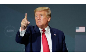 <p><b><font color="#ff0000">Tramp:</font> Hörmüz boğazı özü açılacaq, İran artıq məğlub edilib&nbsp;</b></p>