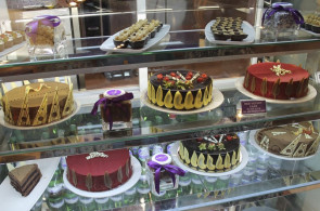 <p>Tort və şirniyyatların qabarmamasına səbəb olan 3 böyük səhv</p>