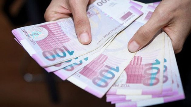 <p>Saxta rəy üçün 25 min rüşvət istəyibmiş&nbsp;</p>