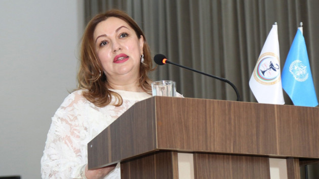 <p><b>Azərbaycanda 18 həkim işləyə bilmək üçün rüşvət verib - <font color="#ff0000">SİYAHI VƏ MƏBLƏĞLƏR&nbsp;&nbsp;</font></b></p>