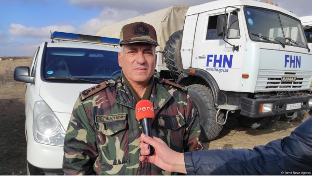 <p><b>15 ildən sonra komandir vəzifəsindən azad edildi <font color="#ff0000">(FOTO)&nbsp;</font></b></p>