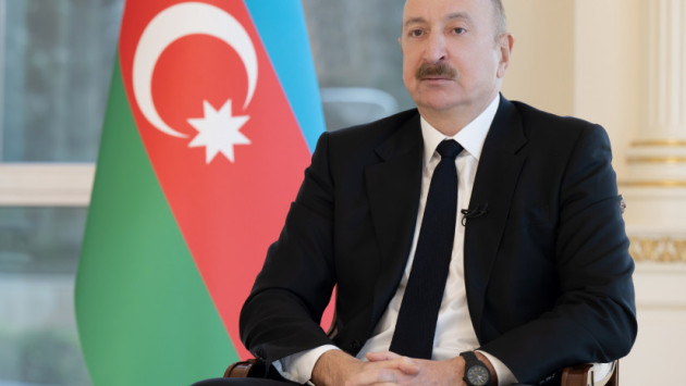 <p><b>Prezident yerli televiziya kanallarına müsahibə verdi - <font color="#ff0000">Canlı&nbsp;</font></b></p>