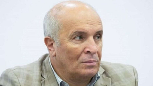 <p><b>"Rauf Aslanovun idarə etdiyi yerdə qala bilməzdim"&nbsp; -  <font color="#ff0000">Zahid Sarıtorpaqdan AÇIQLAMA&nbsp; &nbsp;</font></b></p>