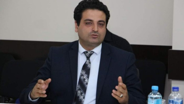 <p><b>Ədəbiyyatın "Cənub düyünü" - <font color="#ff0000">Milli kodlarımızı necə qorumalıyıq?&nbsp;</font></b></p>