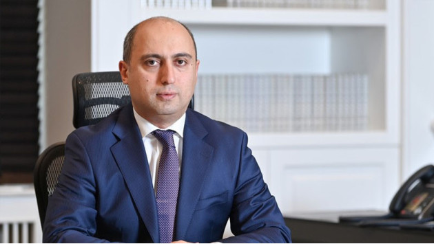 <p><b>Müəllim nazirlə görüşmək istədi: <font color="#ff0000">Başına bu işlər gəldi&nbsp;</font></b></p>