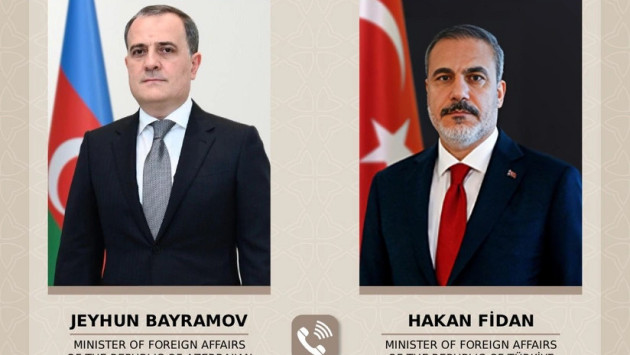 <p><b>Ceyhun Bayramov Hakan Fidanla ikitərəfli və regional məsələləri müzakirə edib&nbsp;</b></p>