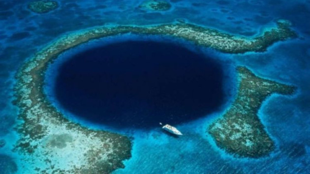 <p><b>Marian çökəkliyi barədə qandonduran faktlar&nbsp;&nbsp;</b></p>