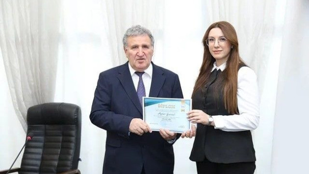 <p><b>AMEA-dan "Ramiz Mehdiyevin kadrı" ilə bağlı AÇIQLAMA&nbsp;</b></p>