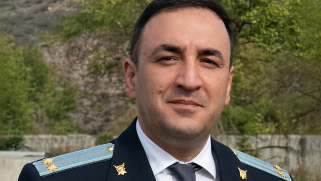 <p><b>Qalmaqallı prokuror işdən çıxarıldı&nbsp;</b></p>