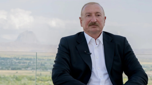 <p><b>Prezident Naxçıvanda iş yerlərinin yaradılmasından danışıb&nbsp;</b></p>