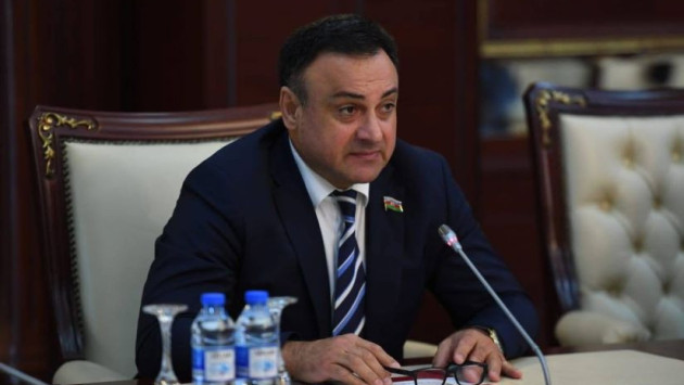 <p><b>Deputat: Azərbaycan Avrasiyanın əsas bağlantı mərkəzinə çevrilir</b></p>