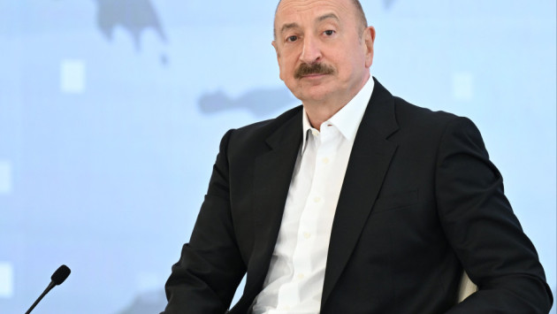 <p><b>Baş redaktor: İlham Əliyevi həmkarlarından <font color="#ff0000">heç kimlə müqayisə etmək olmaz&nbsp;&nbsp;</font></b></p>