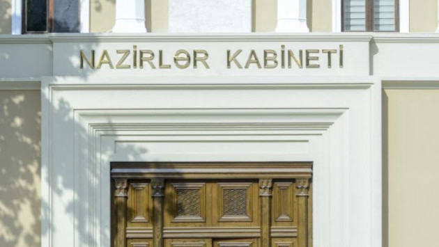 <p><b>Xüsusi karantin rejiminin müddəti uzadılıb&nbsp;</b></p>