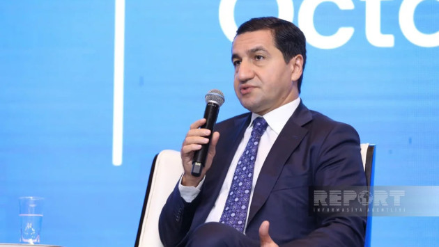 <p><b>Hikmət Hacıyev: “Ermənistan cəmiyyətini sülhə hazırlamalıdır”</b></p>
