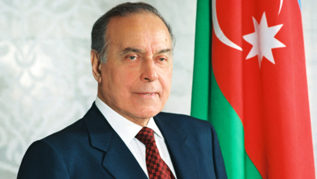<p><b>"Azərbaycanın müstəqillik tarixində mühüm dönüş mərhələlərindən biri 3 oktyabr 1993-cü il olmuşdur"</b></p>