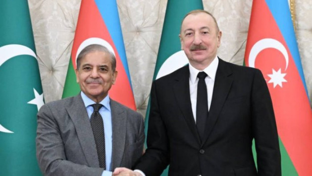 <p>Şahbaz Şərif Prezident İlham Əliyevə zəng edib&nbsp;</p>